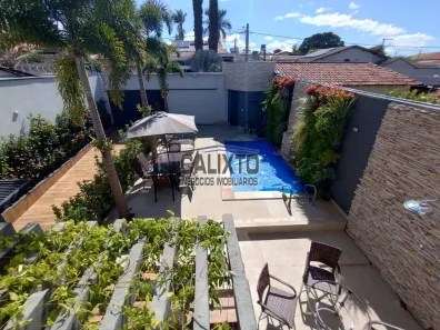Casa com 4 Quartos à venda, 371m² no Cidade Jardim, Uberlândia