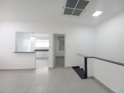 Sobrado com 3 Quartos para alugar, 60m² no Ponta da Praia, Santos