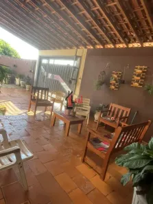 Casa com 3 Quartos à venda, 214m² no Parque São Matheus, Presidente Prudente