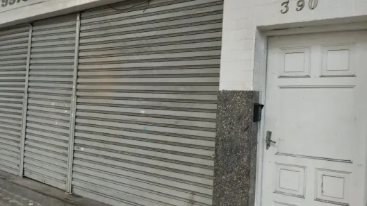 Ponto Comercial para alugar, 180m² no Vila Mathias, Santos
