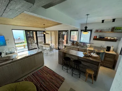 Casa de Condomínio com 6 Quartos à venda, 222m² no , Garopaba
