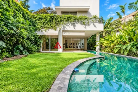Casa com 3 Quartos à venda, 800m² no Jardim Europa, São Paulo