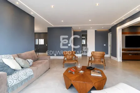 Apartamento com 3 Quartos para alugar, 150m² no Moema, São Paulo