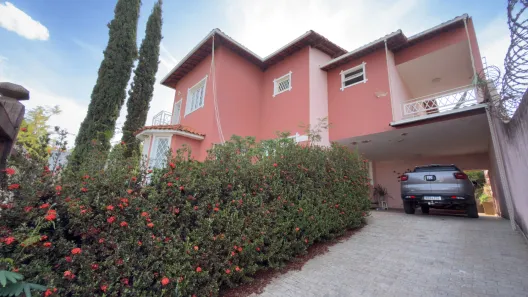 Casa com 5 Quartos à venda, 570m² no Ibituruna, Montes Claros