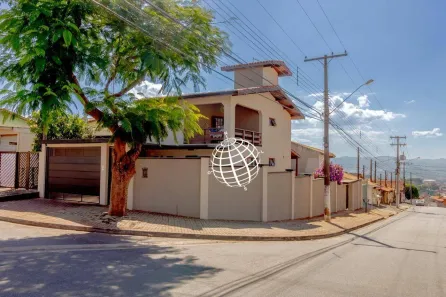 Casa com 3 Quartos à venda, 184m² no Jardim das Cerejeiras, Atibaia