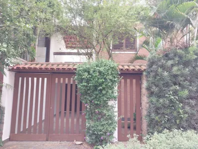 Sobrado com 4 Quartos para alugar, 303m² no Cerqueira César, São Paulo