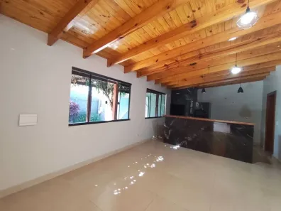 Casa com 3 Quartos à venda, 300m² no Cataratas, Cascavel