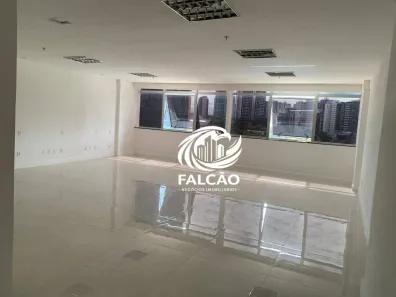 Sala Comercial para alugar, 100m² no Caminho das Árvores, Salvador