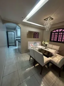 Sobrado com 3 Quartos à venda, 302m² no Dos Casa, São Bernardo do Campo