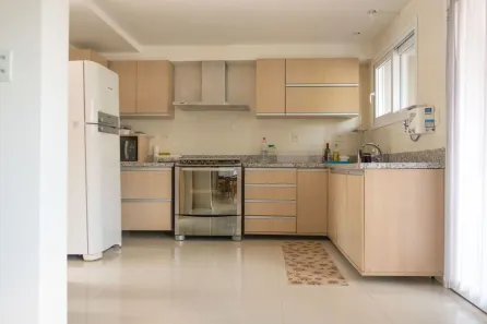 Casa de Condomínio com 3 Quartos à venda, 260m² no Hípica, Porto Alegre
