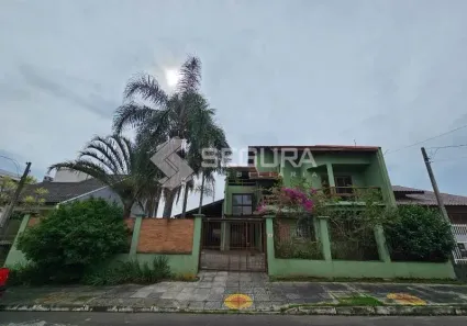 Casa com 5 Quartos para alugar, 270m² no Estância Velha, Canoas