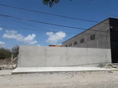 Lote/Terreno para alugar, 420m² no Manuel Dias Branco, Fortaleza