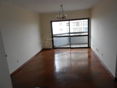 Apartamento com 3 Quartos para alugar, 111m² no Centro, Araraquara