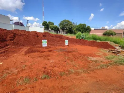 Lote/Terreno à venda, 354m² no Colúmbia, Londrina