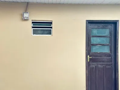 Casa com 1 Quarto para alugar, 32m² no Santa Luzia, Criciúma