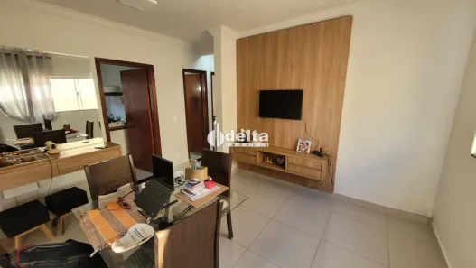 Apartamento com 2 Quartos à venda, 54m² no Jardim Holanda, Uberlândia