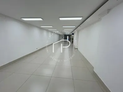Sala Comercial para alugar, 472m² no Zona Industrial, Brasília