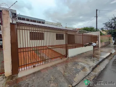 Casa com 4 Quartos para alugar, 151m² no Vila Matarazzo, Londrina