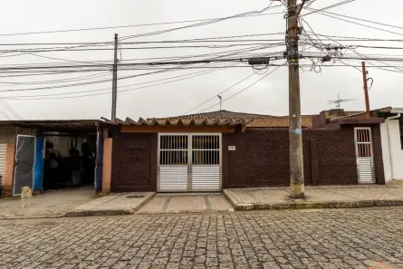 Casa com 1 Quarto à venda, 164m² no Vila Vitória, Santo André
