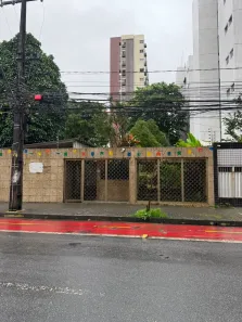 Apartamento com 3 Quartos para alugar, 75m² no Casa Forte, Recife