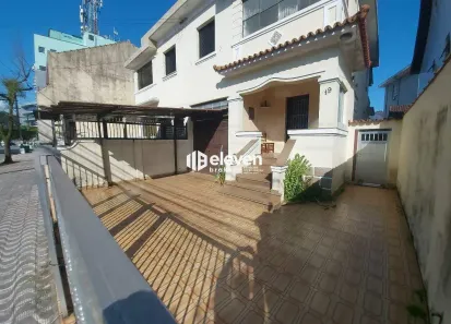 Casa com 3 Quartos à venda, 190m² no Vila Belmiro, Santos