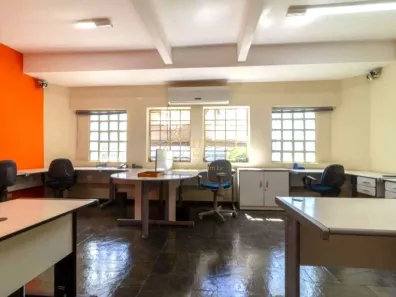 Prédio Comercial para alugar, 220m² no Jardim das Acácias, São Paulo