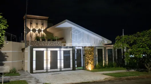 Casa com 4 Quartos à venda, 230m² no Carandá Bosque, Campo Grande