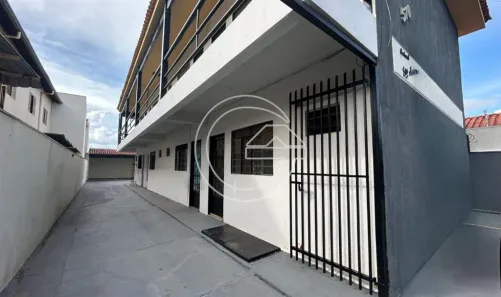 Casa com 2 Quartos para alugar, 10m² no Centro, Marília