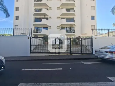 Apartamento com 3 Quartos para alugar, 154m² no Centro, Uberlândia