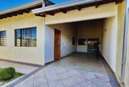 Casa com 3 Quartos à venda, 179m² no Parque Residencial Joaquim Toledo Piza, Londrina