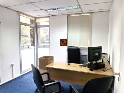 Sala Comercial com 6 Quartos para alugar, 250m² no Cerqueira César, São Paulo