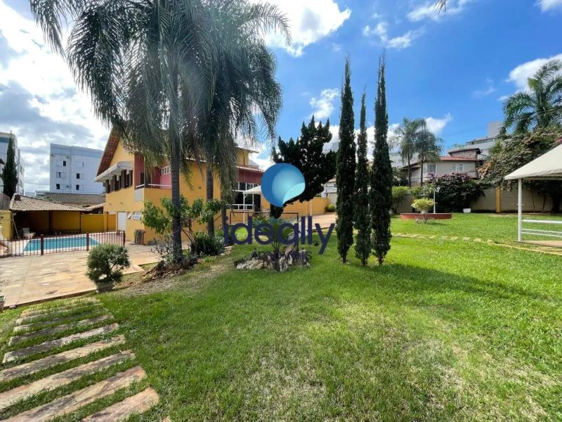 Casa com 3 quartos — Castelo, Belo Horizonte
