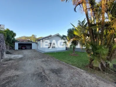 Casa com 2 Quartos para alugar, 61m² no Fazenda Santo Antônio, São José