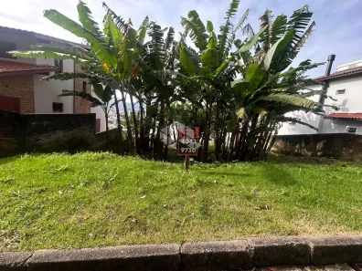 Lote/Terreno à venda, 374m² no Trindade, Florianópolis
