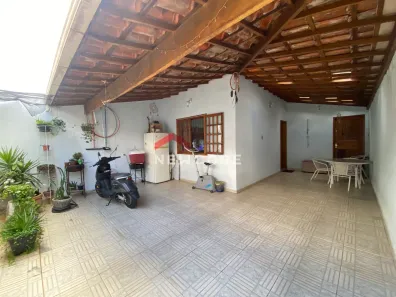 Casa com 3 Quartos à venda, 130m² no Lúcio de Abreu, Contagem