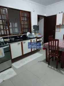 Sobrado com 3 Quartos à venda, 132m² no Piraporinha, Diadema