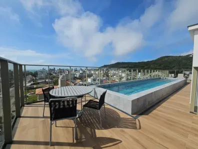 Apartamento com 2 Quartos à venda, 65m² no Jurerê, Florianópolis