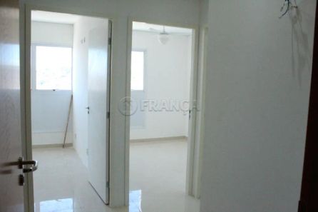 Sala Comercial à venda, 32m² no Centro, Jacareí