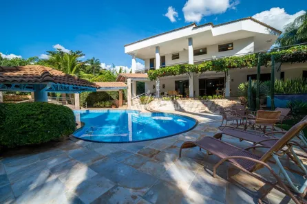 Casa de Condomínio com 5 Quartos à venda, 880m² no Residencial Aldeia do Vale, Goiânia