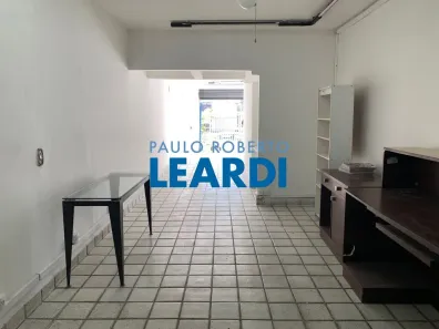 Sobrado com 8 Quartos para venda ou aluguel, 100m² no Indianópolis, São Paulo
