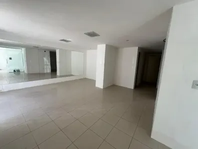 Ponto Comercial para alugar, 110m² no Lagoa Nova, Natal