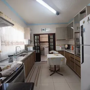Sobrado com 9 Quartos à venda, 428m² no Jardim Itapark, Mauá