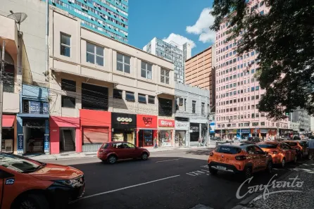 Ponto Comercial para alugar, 240m² no Centro, Curitiba