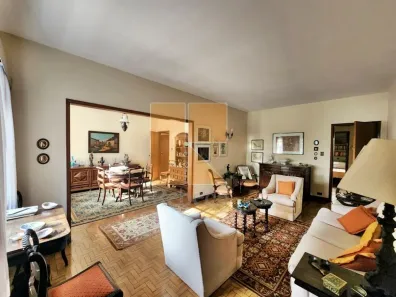 Casa com 3 Quartos para alugar, 261m² no Alto da Lapa, São Paulo