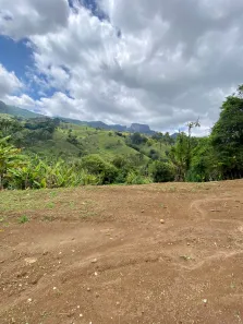 Lote/Terreno à venda, 1600m² no , São Bento do Sapucaí