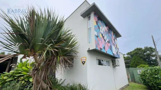 Casa com 3 Quartos para alugar, 210m² no Campeche, Florianópolis