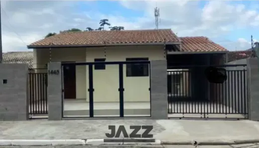 Casa com 3 Quartos à venda, 158m² no Jardim Casa Branca, Caraguatatuba