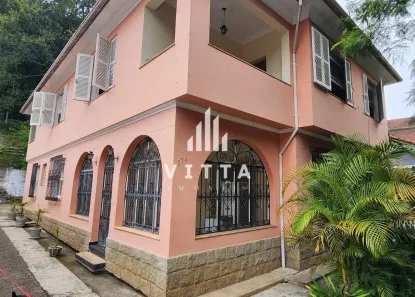 Casa com 6 Quartos para venda ou aluguel, 500m² no Centro, Petrópolis