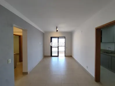 Apartamento com 2 Quartos para alugar, 80m² no Fundinho, Uberlândia