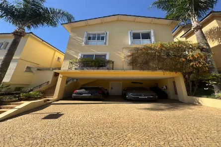 Casa de Condomínio com 3 Quartos à venda, 250m² no Jardim Morumbi, São Paulo